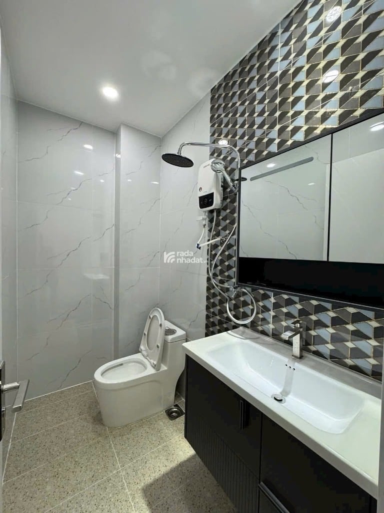 Bán nhà Quận 7 Lý Phục Man siêu hiếm căn biệt thự ngang 4m dài 17m nhà 4 tầng chỉ 9 tỷ