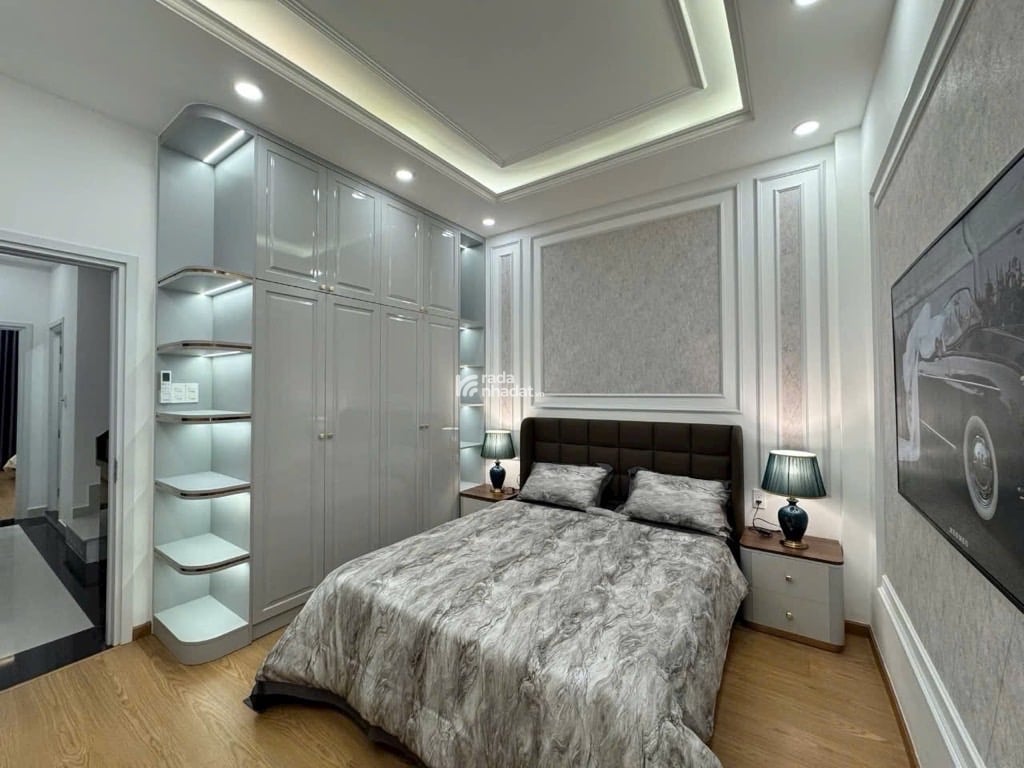 Bán nhà Quận 7 Lý Phục Man siêu hiếm căn biệt thự ngang 4m dài 17m nhà 4 tầng chỉ 9 tỷ