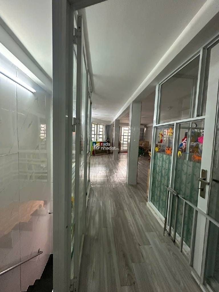  HÀNG ĐẸP – VỊ TRÍ HIẾM - NGANG GẦN 6M - NỞ HẬU - HẺM XE HƠI - 4 TẦNG - KHU TÂN SƠN NHÌ 