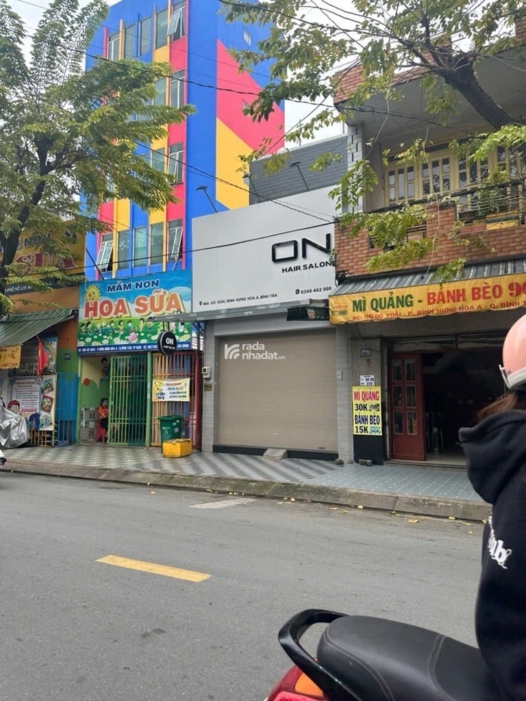 Bán nhà mặt tiền kinh danh  gần lê văn qưới 