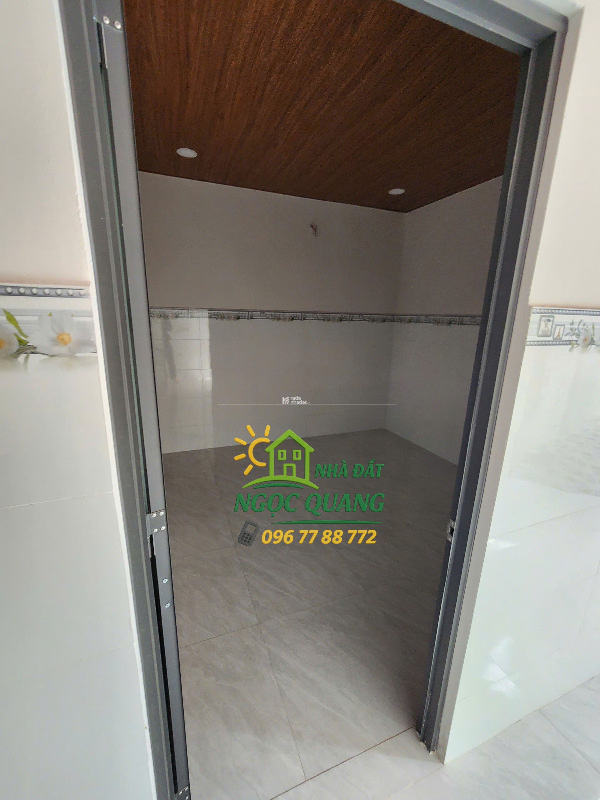 BÁN NHÀ ĐƯỜNG NGUYỄN VĂN QUÁ, 4m NỞ HẬU 6m DÀI 22m, HẺM THÔNG