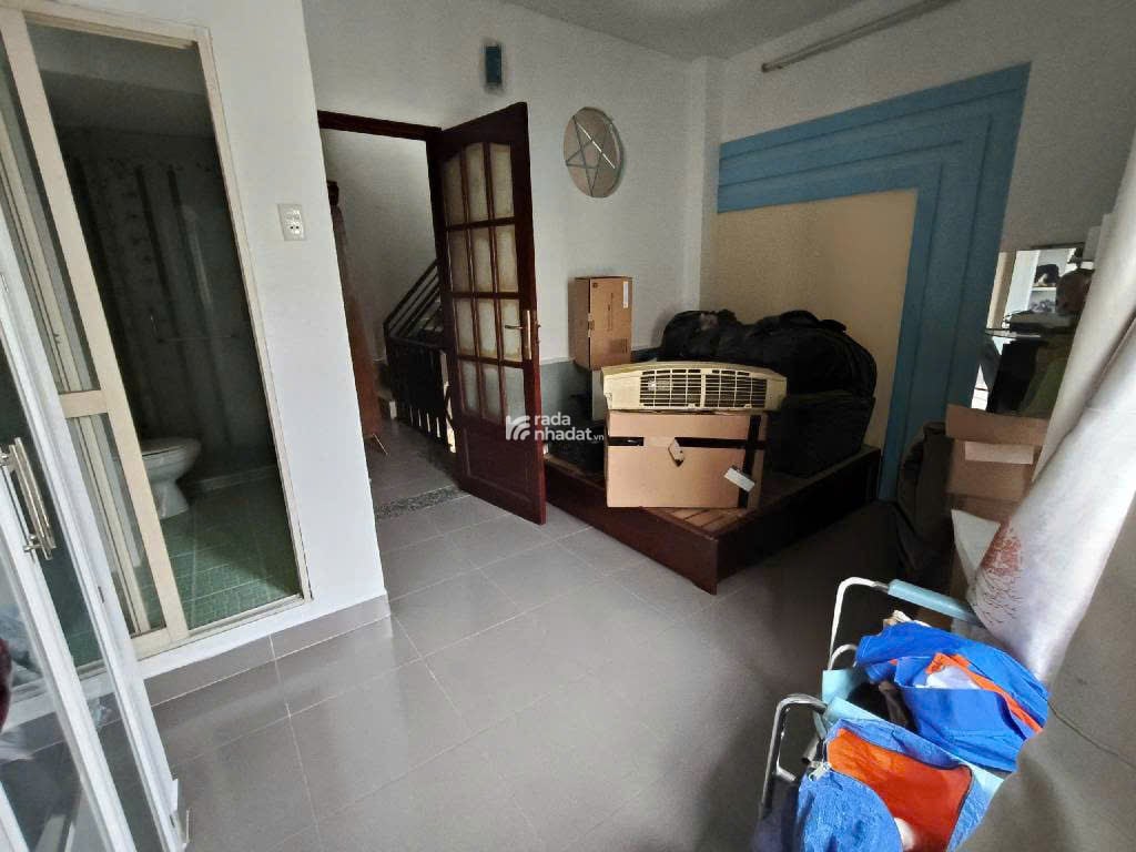 HẺM XE HƠI THẲNG TRỤC - GẦN BÀ CHIỂU - NGANG GẦN 5M - SỔ NỞ HẬU 