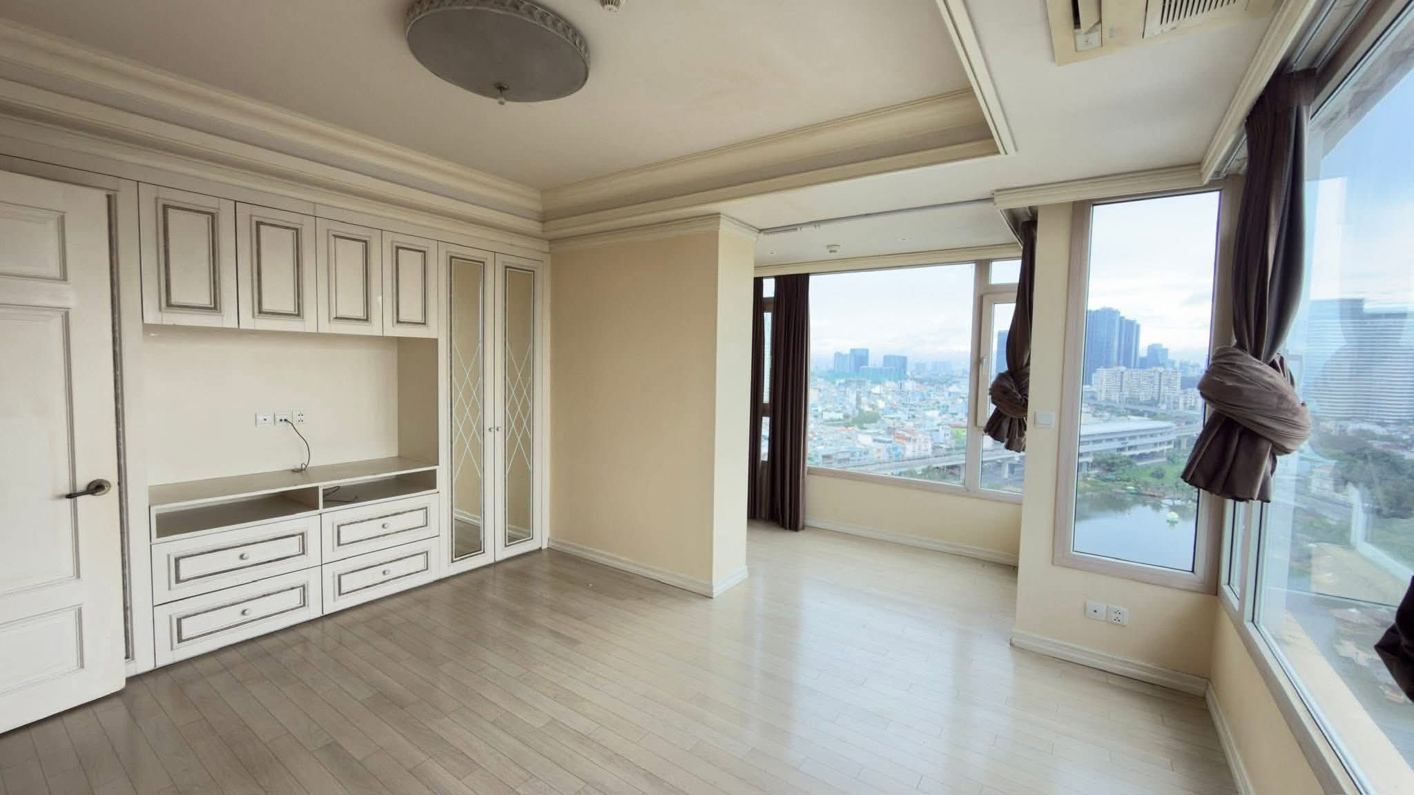 Bán căn hộ Cantavil Hoàn Cầu Bình Thạnh 154m2 giá 12.2 tỷ