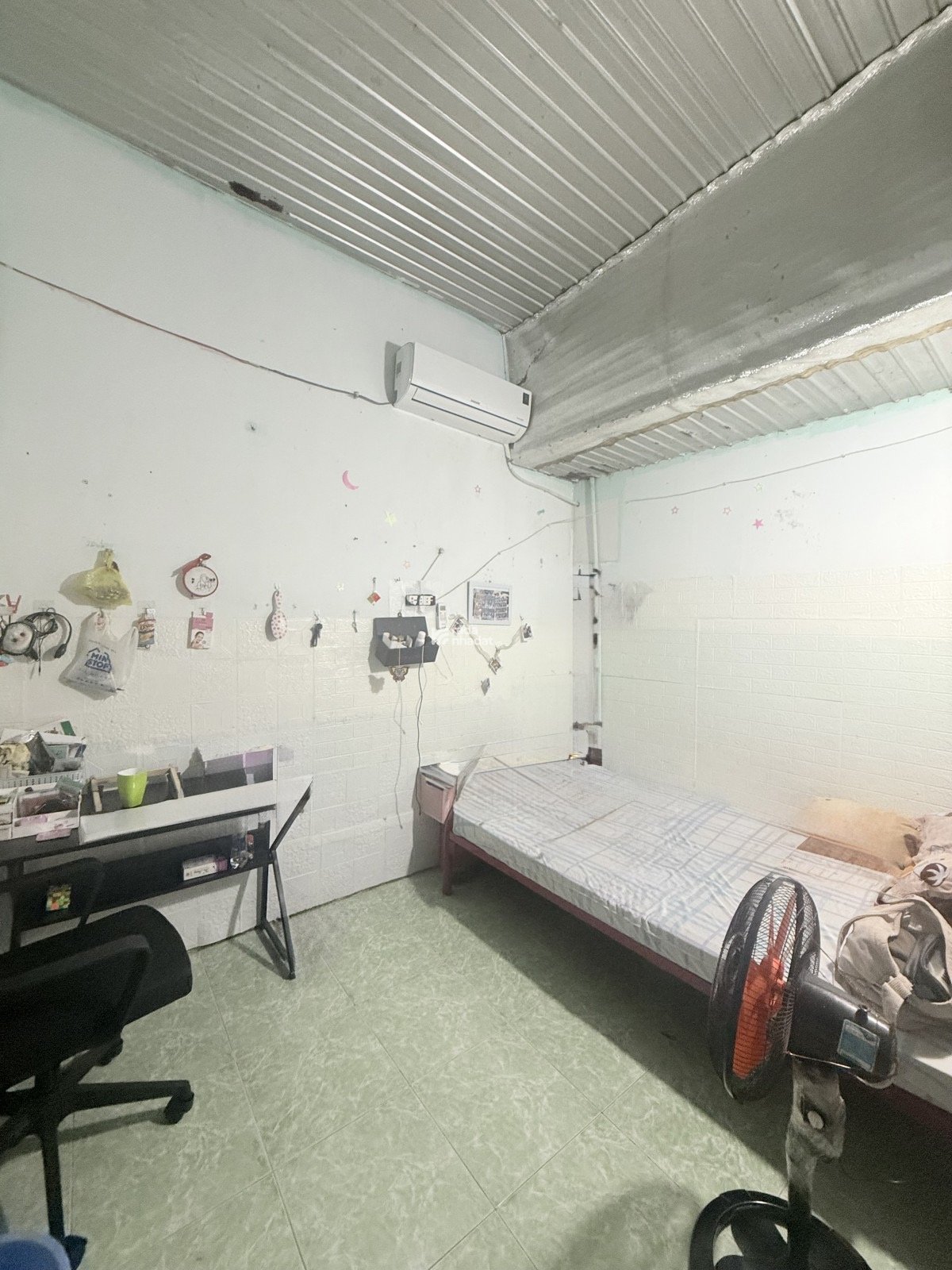 CG Giảm Mạnh Còn 4,7 Tỷ -Sát Mặt Tiền Tô Hiệu Cách 10m Ra Hẻm Oto  Nhà C4 - N4x12,6 ( Nở Hậu 4,1m )