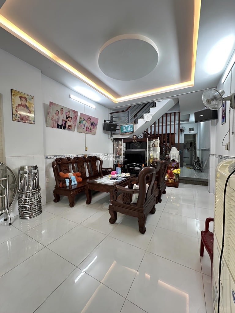 BÁN NHÀ BÌNH TRỊ ĐÔNG 52M2 5.1 TỶ BTCT HẺM XE HƠI GẦN NGÃ TƯ BỐN XÃ BÌNH TÂN