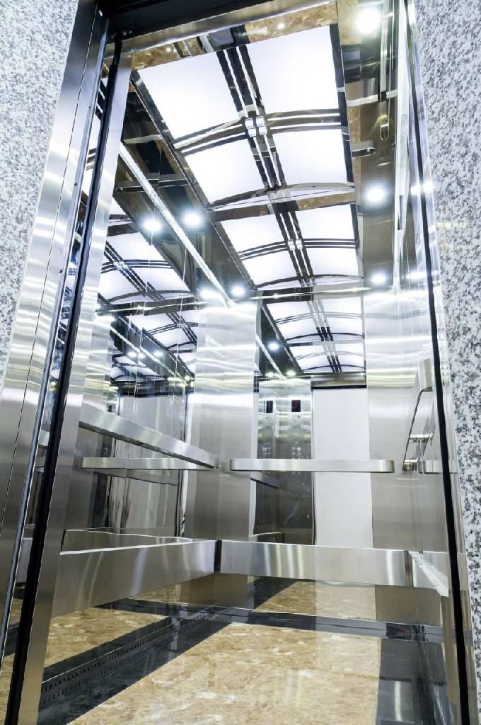 CĂN HỘ DỊCH VỤ 8 TẦNG  - 115.7M2 - MẶT TIỀN TÂN KỲ TÂN QUÝ -DÒNG TIỀN 45TRIỆU/ THÁNG. GIÁ  23.2 TỶ.