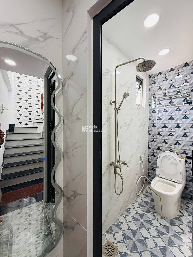 chủ gấp bán trong tháng gì vấp