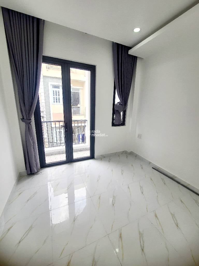 NHÀ MỚI 4 TẦNG BTCT 40M2, GẦN CẦU CHỮ Y, HXH THÔNG,SÁT MẶT TIỀN, SHR, NHỈNH 6 TỶ