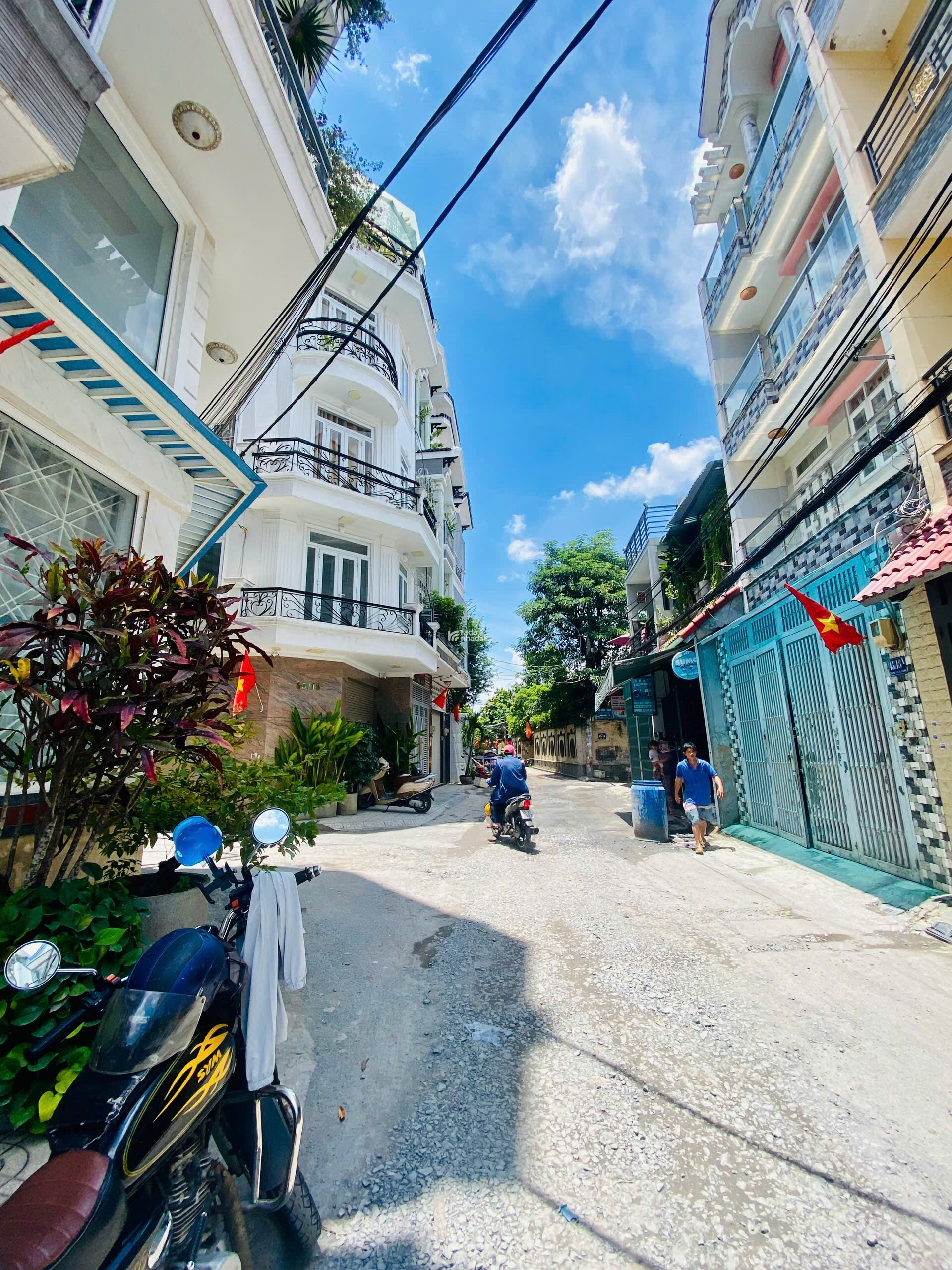 Bán nhà HXH 8m Tân Trụ, P.15, Tân Bình, 70m2, 4 tầng, chỉ 10.5 tỷ TL