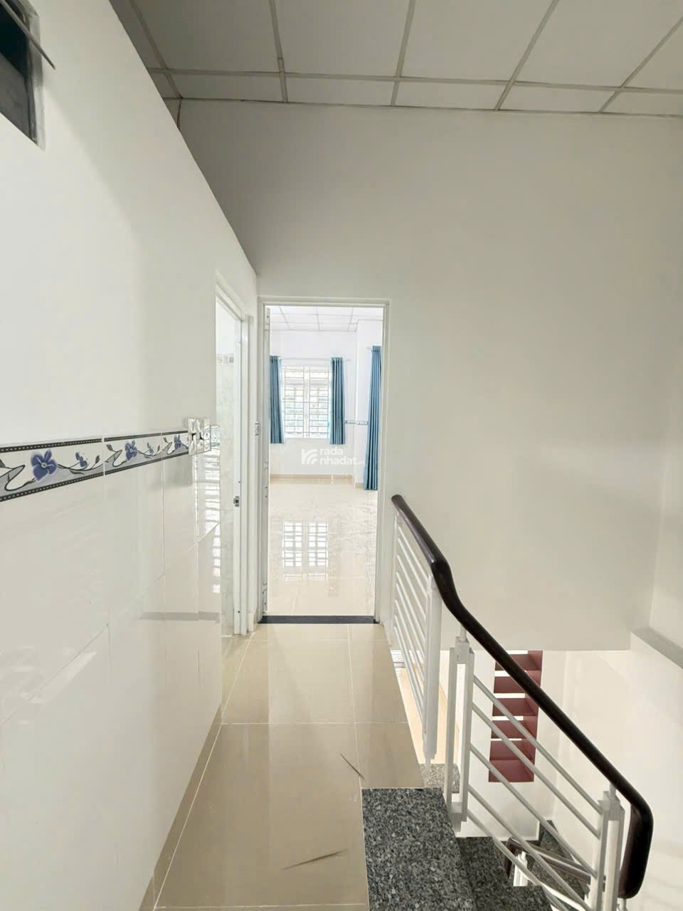 NHÀ ĐẸP TX33 - NHÀ TRỐNG XEM 24/24 - NHỈNH 4 TỶ