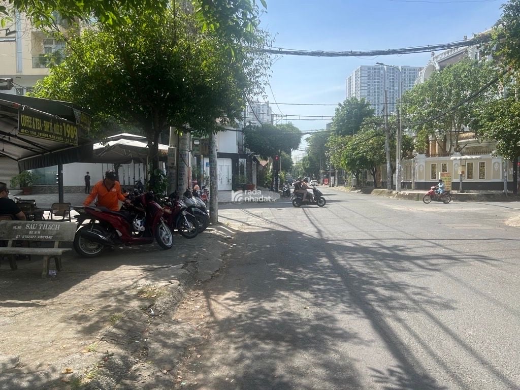 Vị trí nằm trong khu vực đẹp nhất nhì đường Trần Văn Kiểu, đông đúc sầm uất nhấtNhà 3 tấm chủ tự xâ