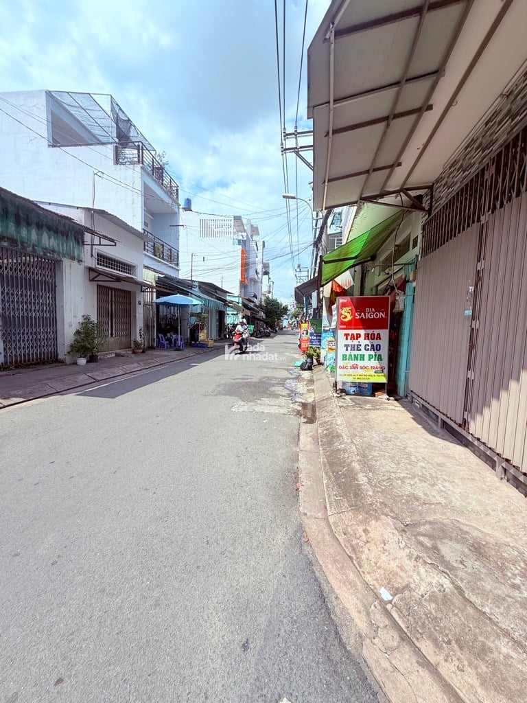 VƯỜN LÀI - VỊ TRÍ KINH DOANH ĐẸP – LÔ GÓC 2 MẶT TIỀN – CHỈ 5 TỶ