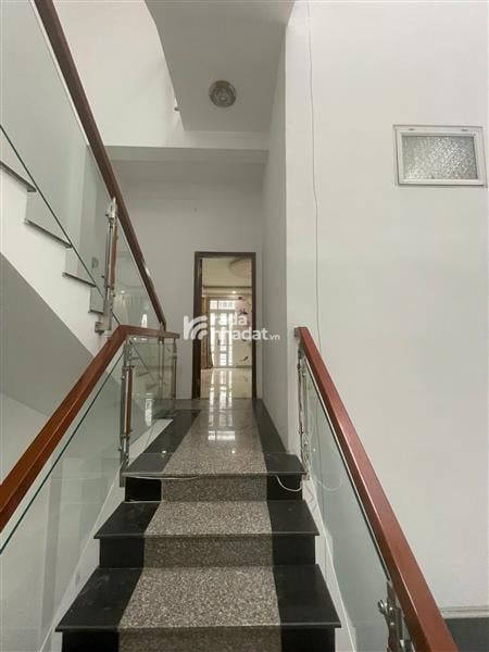 BÁN NHÀ 4 TẦNG ĐẸP, 100M2 HẺM XE HƠI ĐƯỜNG SỐ 14, QUẬN 2. GIÁ NHỈNH 9 TỶ