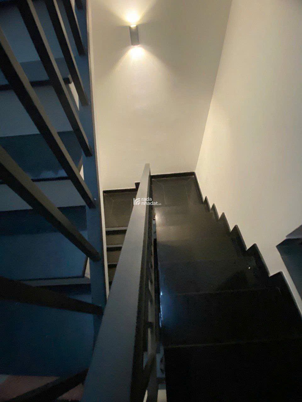 GÓC 2 MT CƯ XÁ PHÚ LÂM D Q6 (9X18) LỬNG 3 TẦNG. CHỈ 18,5 TỶ
