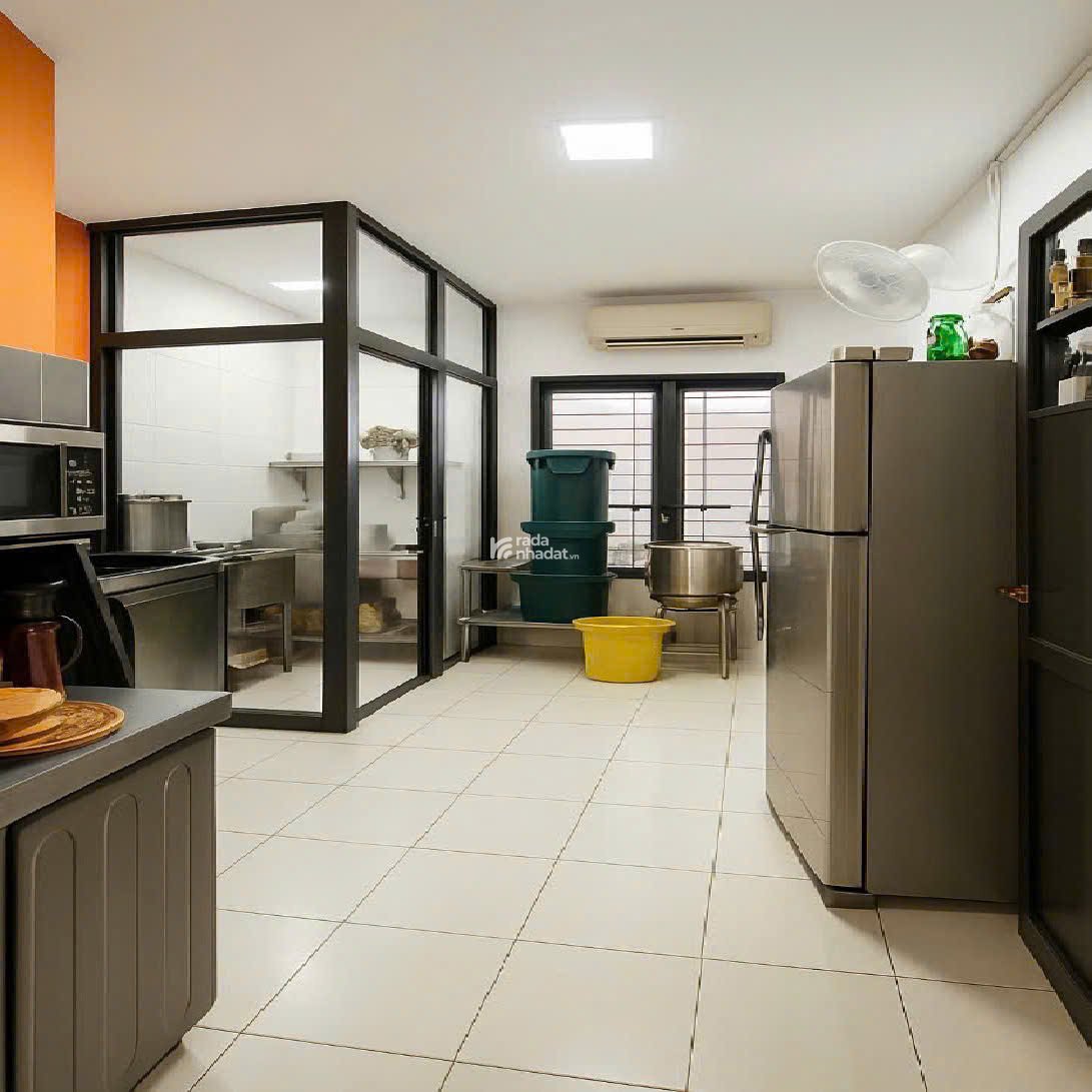 Bán nhà 2 mặt hẻm xe hơi Cách Mạng Tháng Tám, QUẬN TÂN BÌNH, 4 X 15.9 m, Giá 11 tỷ