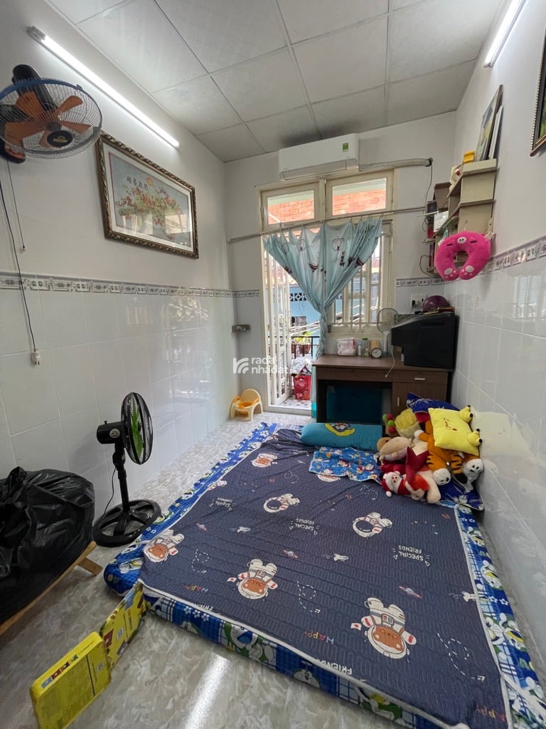 BÁN NHÀ LÒ GỐM 20M2 2 TẦNG 2.44 TỶ Ở HƠN 10 NĂM SỔ HỒNG RIÊNG QUẬN 6 