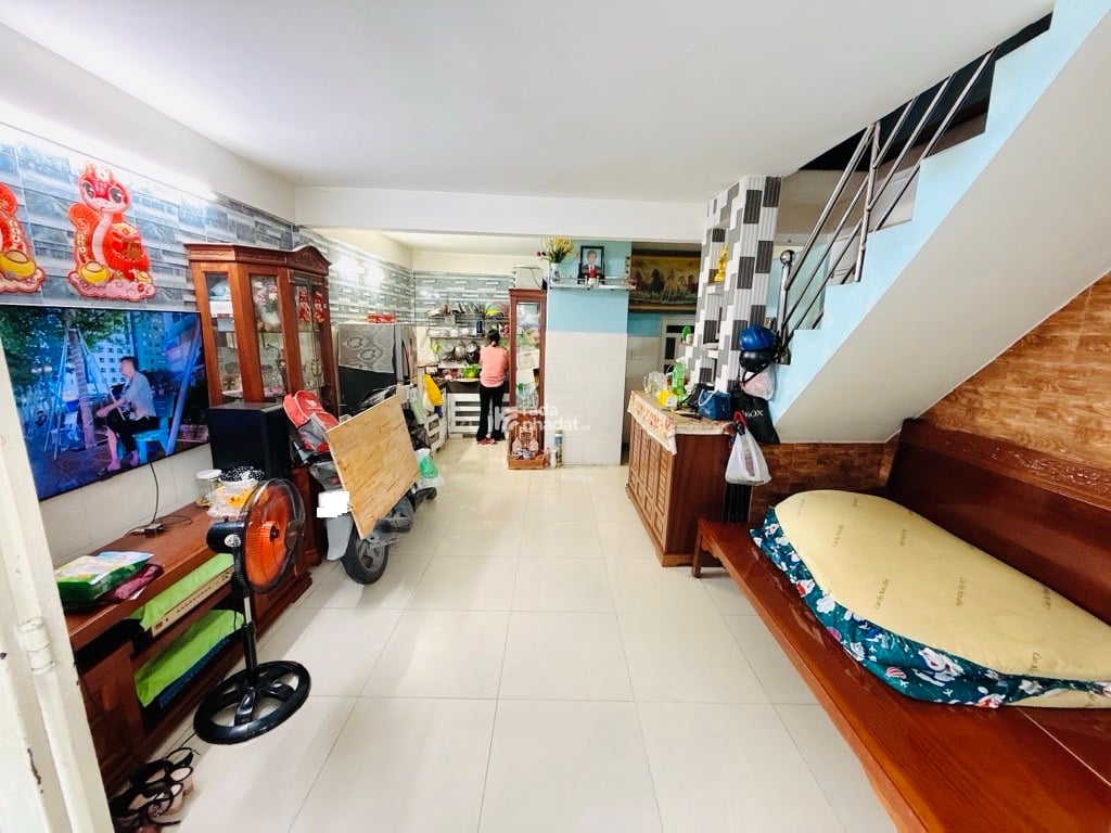 Bán nhà Huỳnh Tấn Phát (xe hơi gần cửa); 36m2; 2 tầng; sổ hồng cầm tay