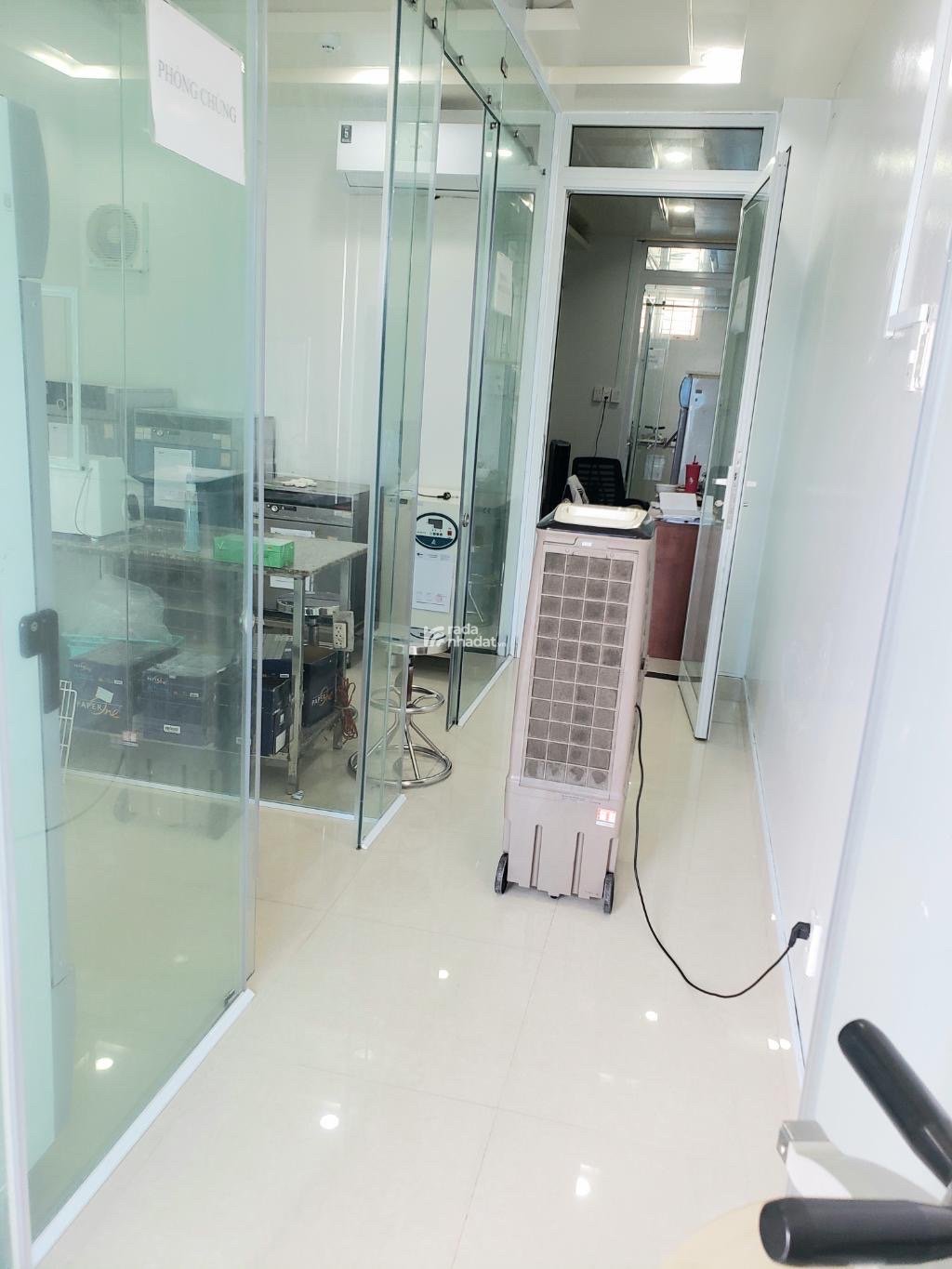 Bán gấp nhà 5 tầng MT Tam Đảo Q10 - DT sàn 300m2 đang làm VP - thu hồi bank 15 tỷ giảm 5 tỷ, 19 tỷ