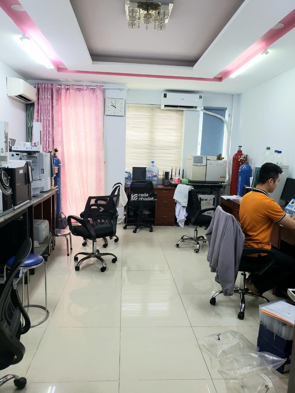 Bán gấp nhà 5 tầng MT Tam Đảo Q10 - DT sàn 300m2 đang làm VP - thu hồi bank 15 tỷ giảm 5 tỷ, 19 tỷ