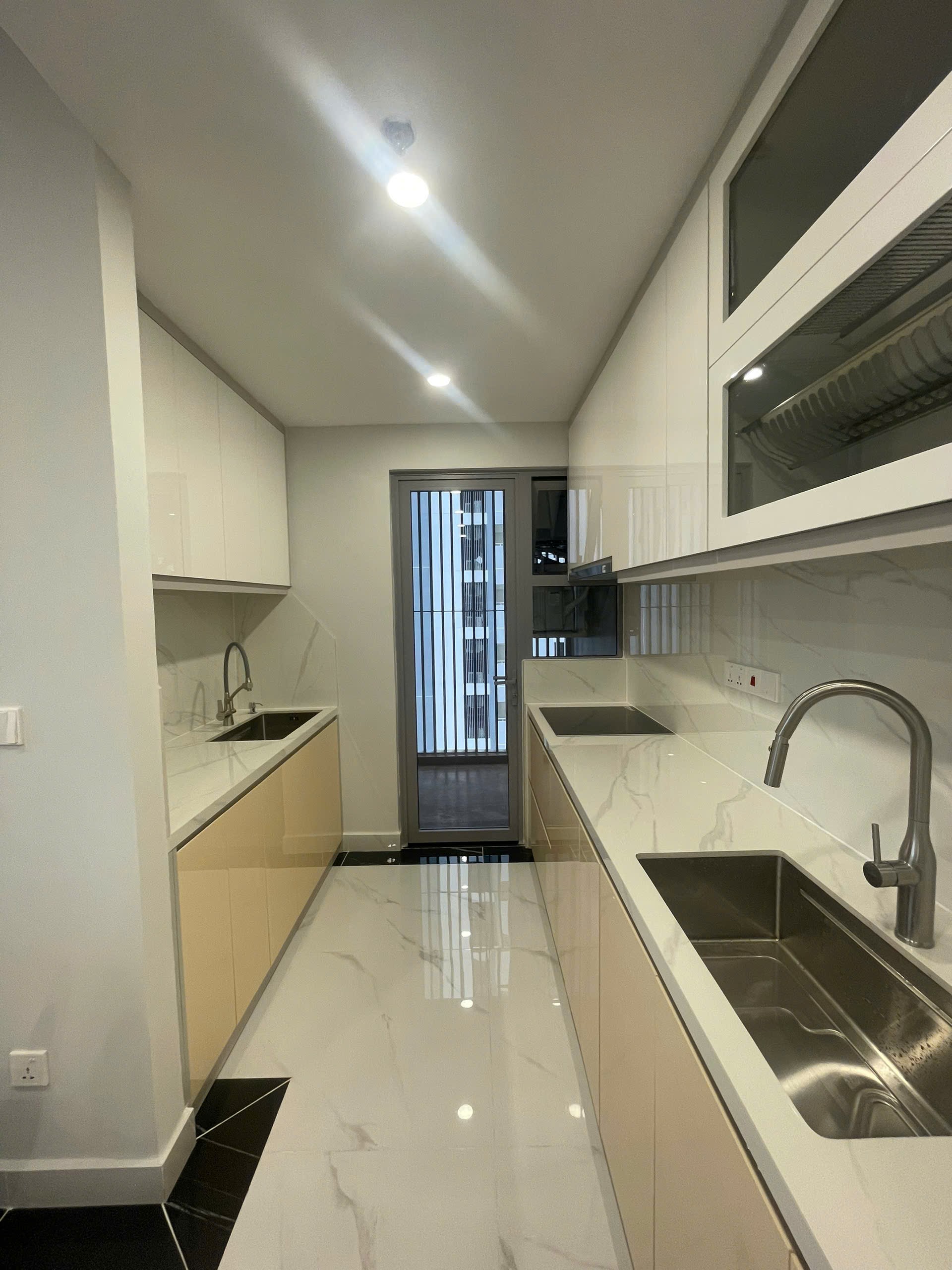 cho thuê căn hộ 3PN2WC - 21 triệu/tháng  -  Full NT đẹp  -  105m2 - Celesta Rise