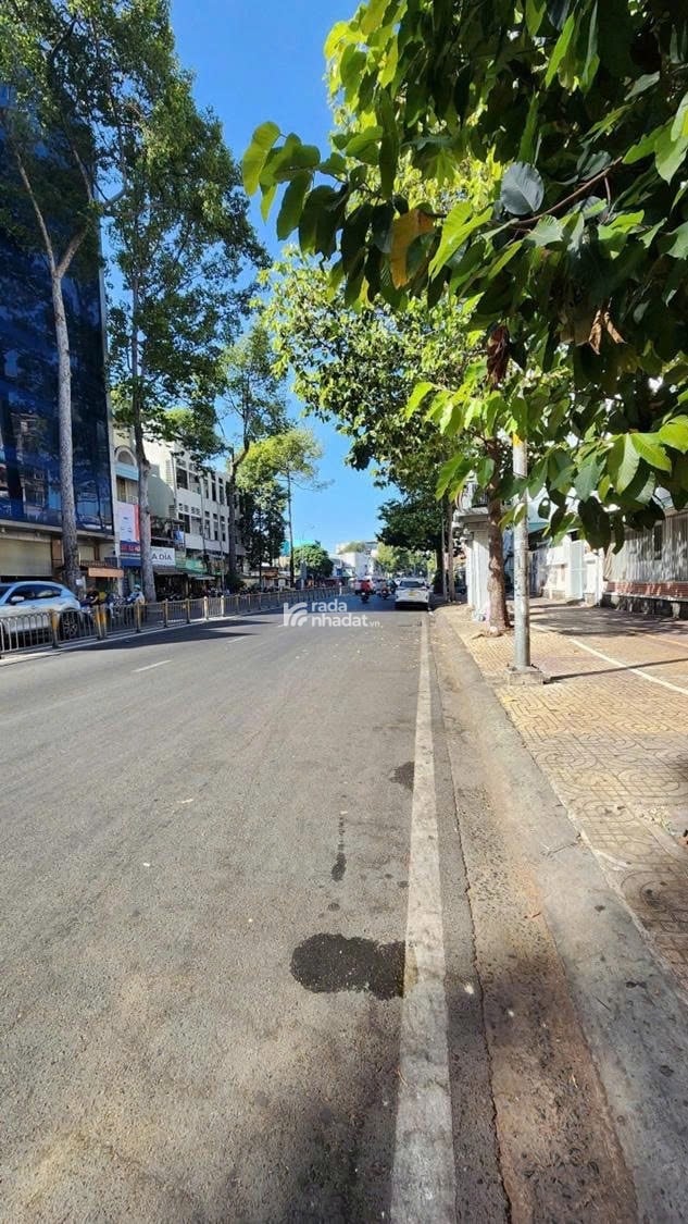 BÁN NHÀ SIÊU VỊ TRÍ ĐOẠN 2 CHIỀU_MT TRẦN PHÚ, Q.5_DT: 4x28m_CN: 108,4m2_GIÁ 47 TỶ 