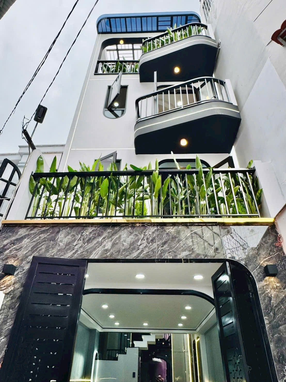 Chủ tạm biệt nhà 4 lầu giá 3tỷ6 DT 60.9m2 Bạch Đằng, P.24, Quận Bình Thạnh, Công Chứng liền 