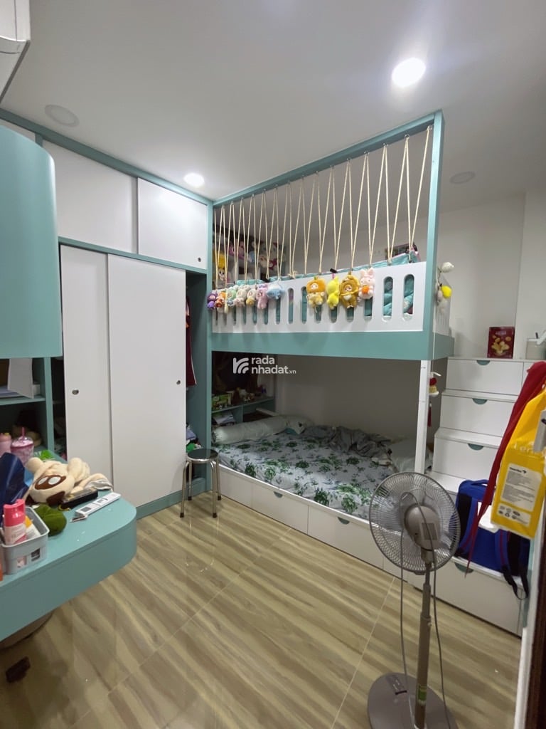 Bán nhà  Mới Lê Trọng Tấn tặng full nội thất 