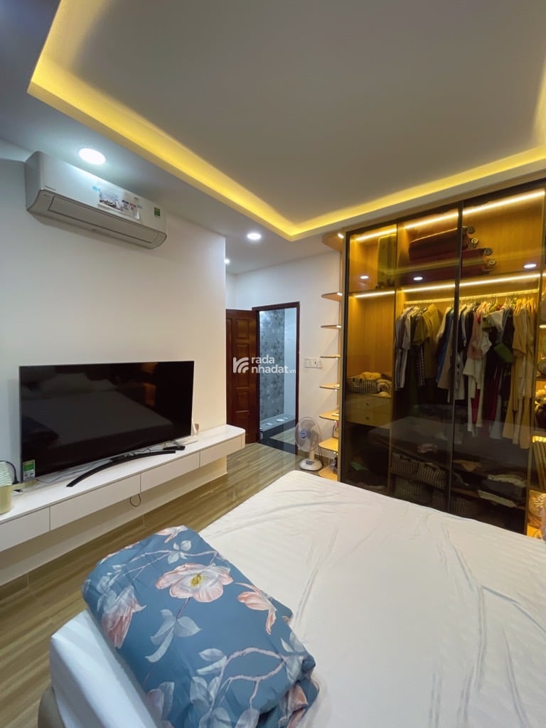 Bán nhà  Mới Lê Trọng Tấn tặng full nội thất 