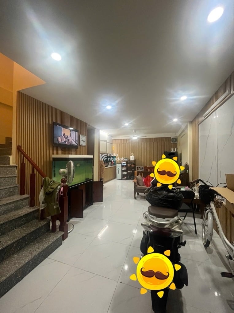 LẠC LONG QUÂN - 5 TẦNG NHÀ ĐẸP - SỔ VUÔNG NỞ HẬU - 2 THOÁNG - ĐÓN GIÓ HỒ TÂY MÁT RƯỢI