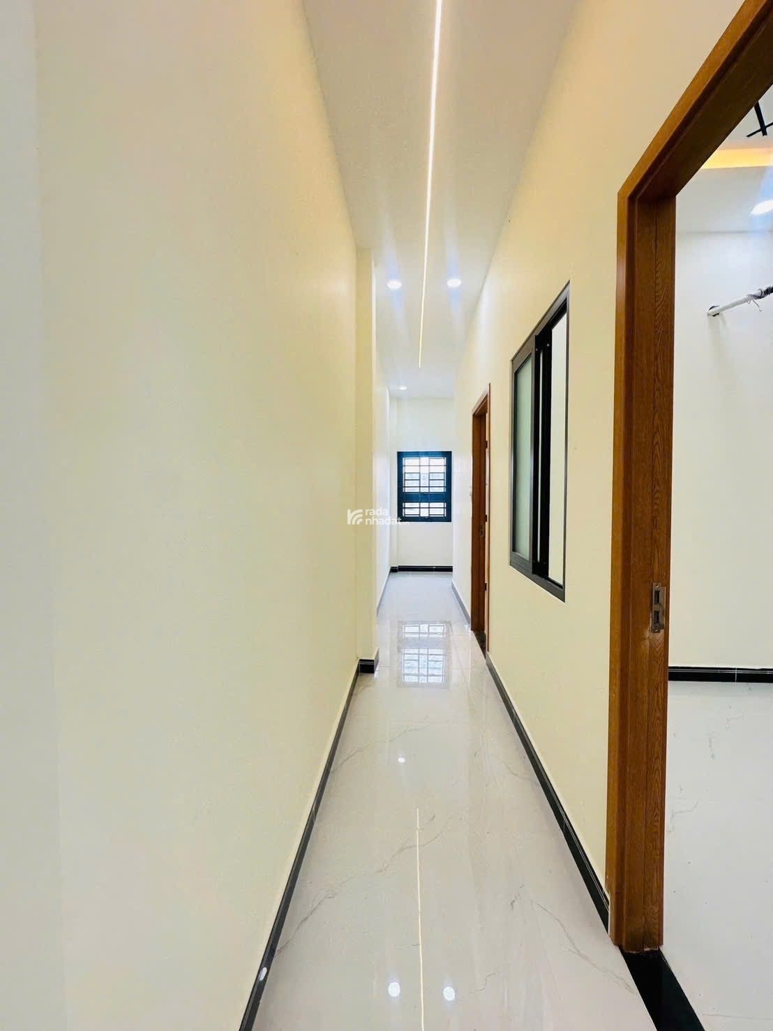 bán nhà mới xây đường nhựa 12m, 3PN, buôn bán được, SHR