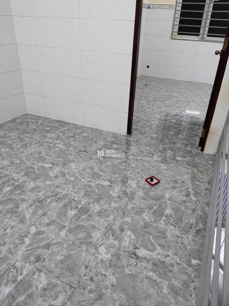 BÁN NHÀ TỈNH LỘ 10 86M2 5.X TỶ BTCT CHIA 3 CĂN THU 16 TRIỆU HẺM XE TẢI KẾ KHU TÊN LỬA