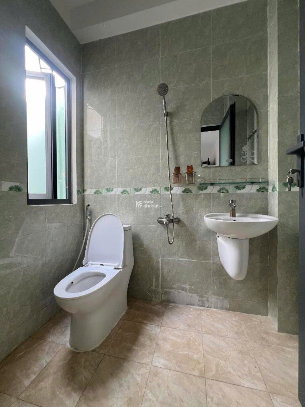 CHỦ BÁN NHÀ CĂN CỰC HIẾM KHU VỰC QUẬN 8, 70m2, HẺM XE HƠI, GIÁ CHỈ 5 TỶ NHỈNH