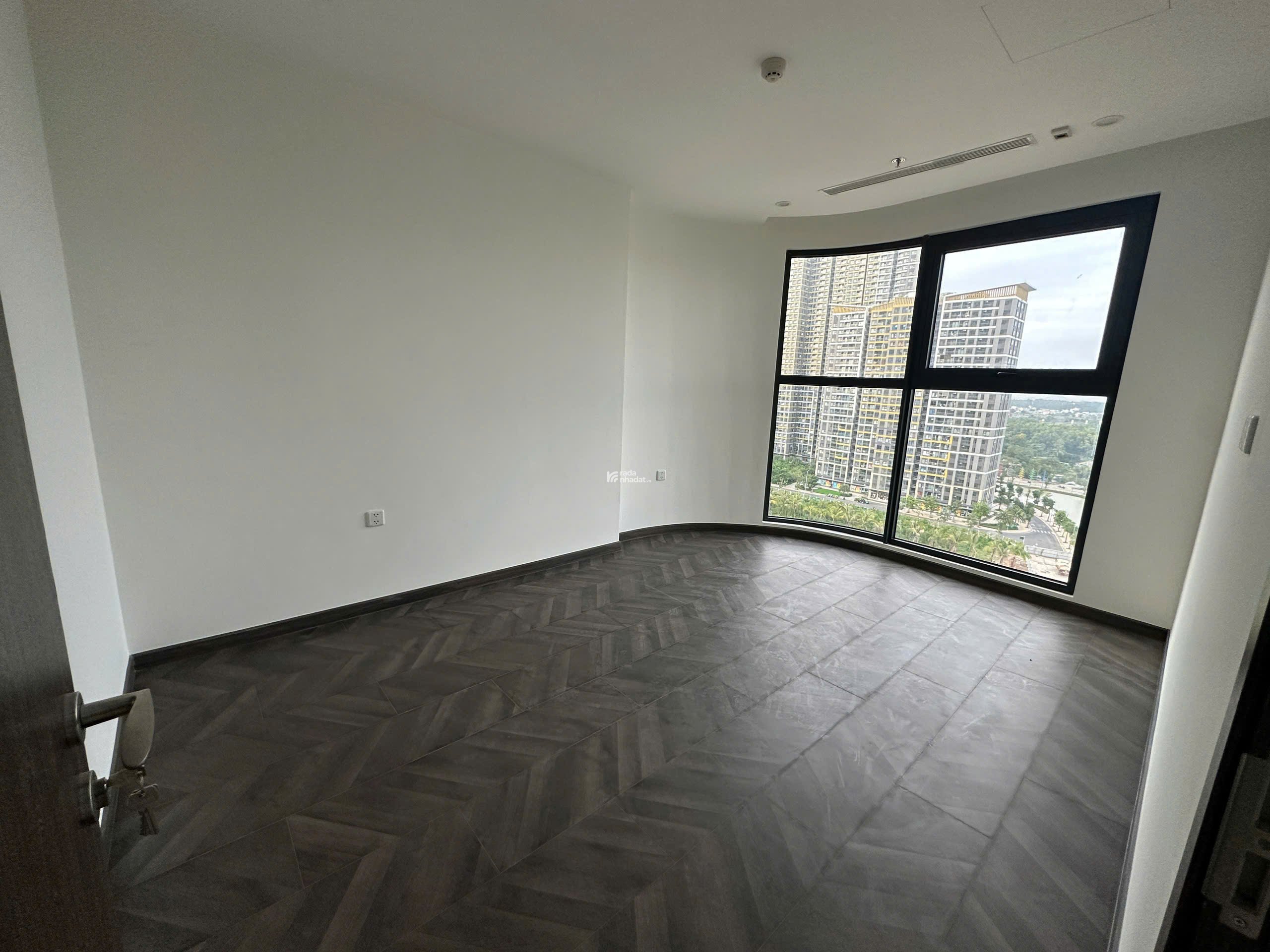 THE BEVERLY- BÁN CĂN HỘ 2PN2WC ( BAO THUẾ PHÍ) - VIEW SÔNG CỰC HIẾM, GIÁ TỐT CHỐT NHANH