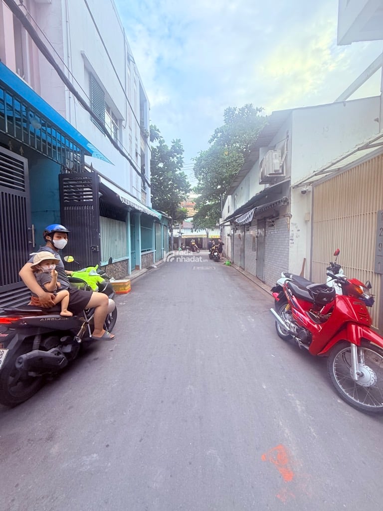 SÁT TÂN BÌNH, HẺM XE HƠI HUỲNH THIỆN LỘC, TÂN PHÚ, 77M2 HIẾM CÓ. GIẢM 550TR CHỈ 10.68T TL TỐT