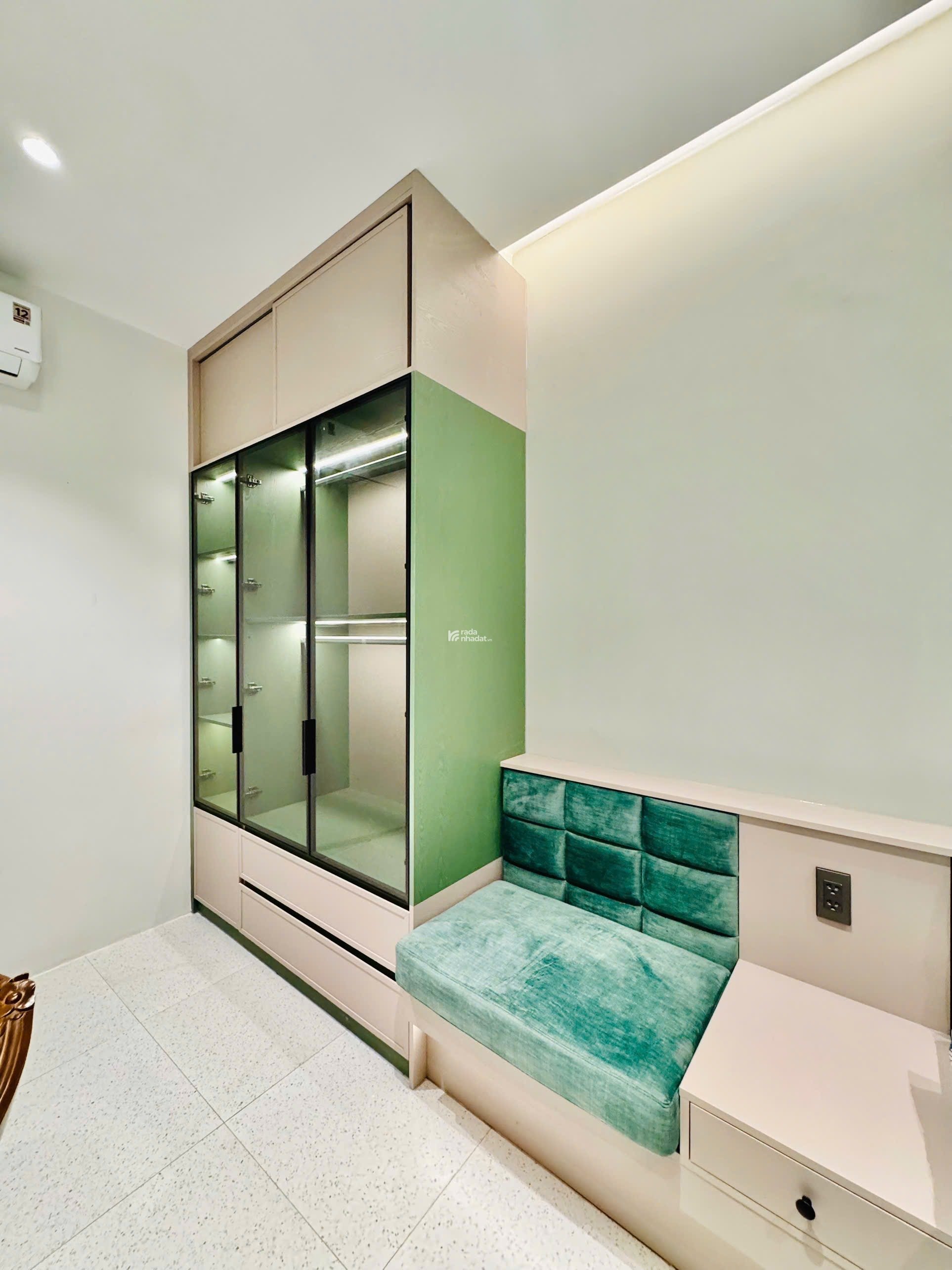 BÁN NHÀ 3 TẦNG Hoàng Hoa Thám, Bình Thạnh-TẶNG Nội thất cao cấp thiết kế theo nhà-GIÁ 9,3 TỶ TL