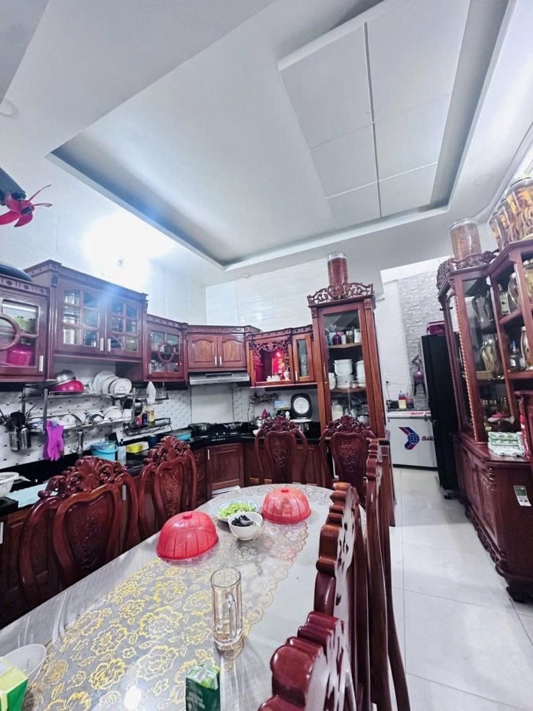 XE HƠI NGỦ TRONG NHÀ - 62M2 - 4 TẦNG ĐÚC BTCT - NGANG 4M - 5 PHÒNG - HOÀN CÔNG ĐỦ