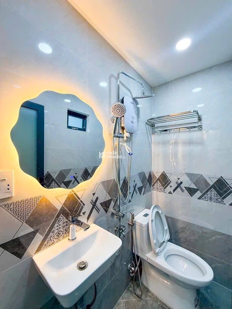 SIÊU PHẨM HẺM XE HƠI PHAN VĂN TRỊ - 10M RA HẺM XE TẢI - MỚI ĐẸP FULL NỘI THẤT  - 2 TẦNG