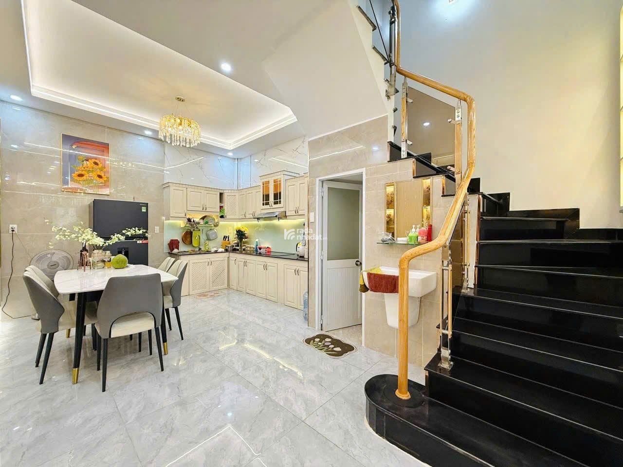 RA NHANH CĂN NHÀ HUỲNH KHƯƠNG AN, GÒ VẤP/ 56,5M2/ GIÁ 4 TỶ 560TR/ SHR CHÍNH CHỦ/ HẺM Ô TÔ