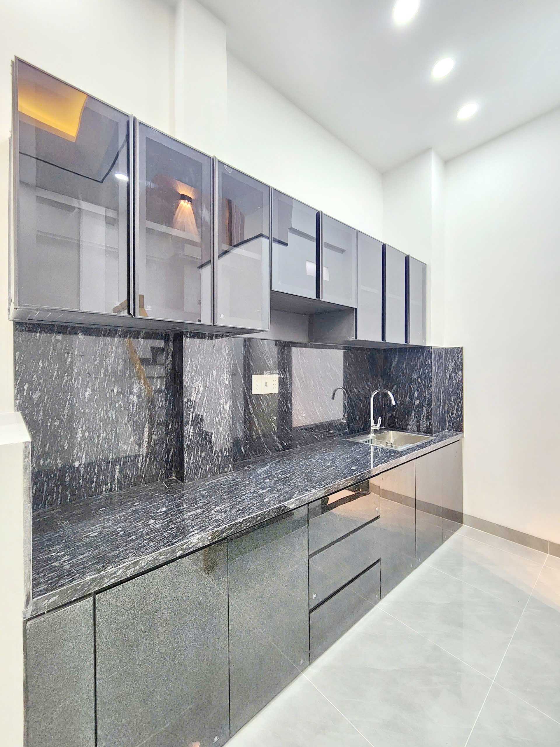 Bán nhà hẻm xe hơi 2 lầu đường Âu Dương Lân P.3 Quận 8