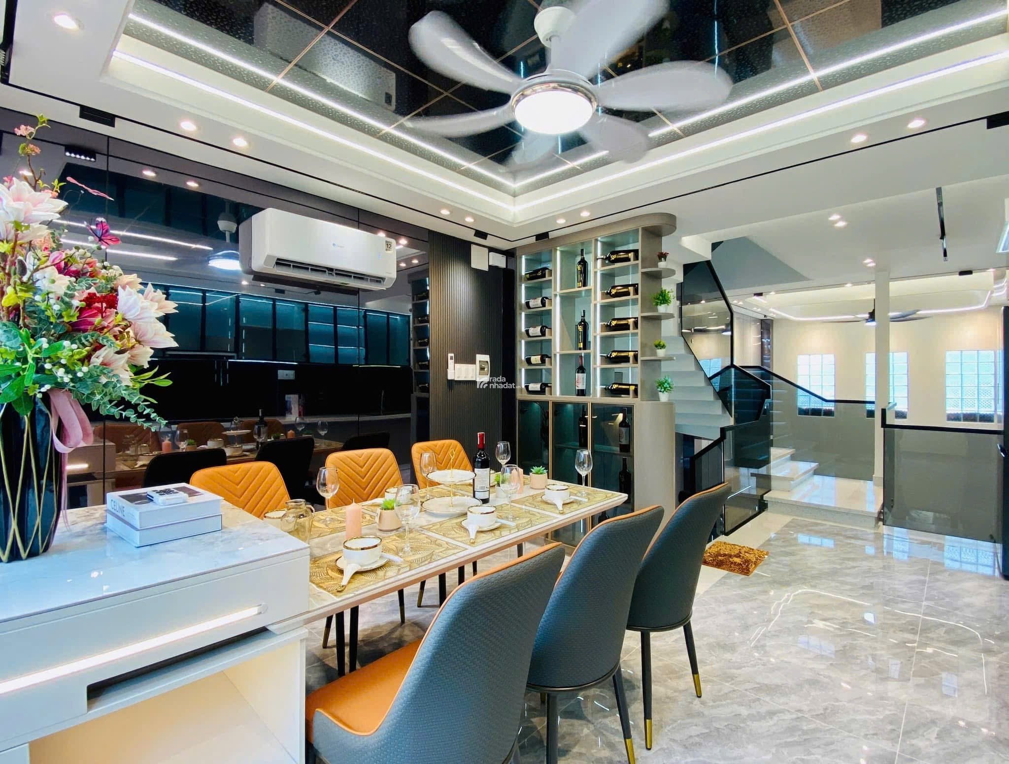 Nhà đẹp giá tốt ở Trần Bá Giao, Phường 5, Gò Vấp. DT 38m2 giá chỉ 4tỷ150tr. Xe hơi ngủ trong nhà