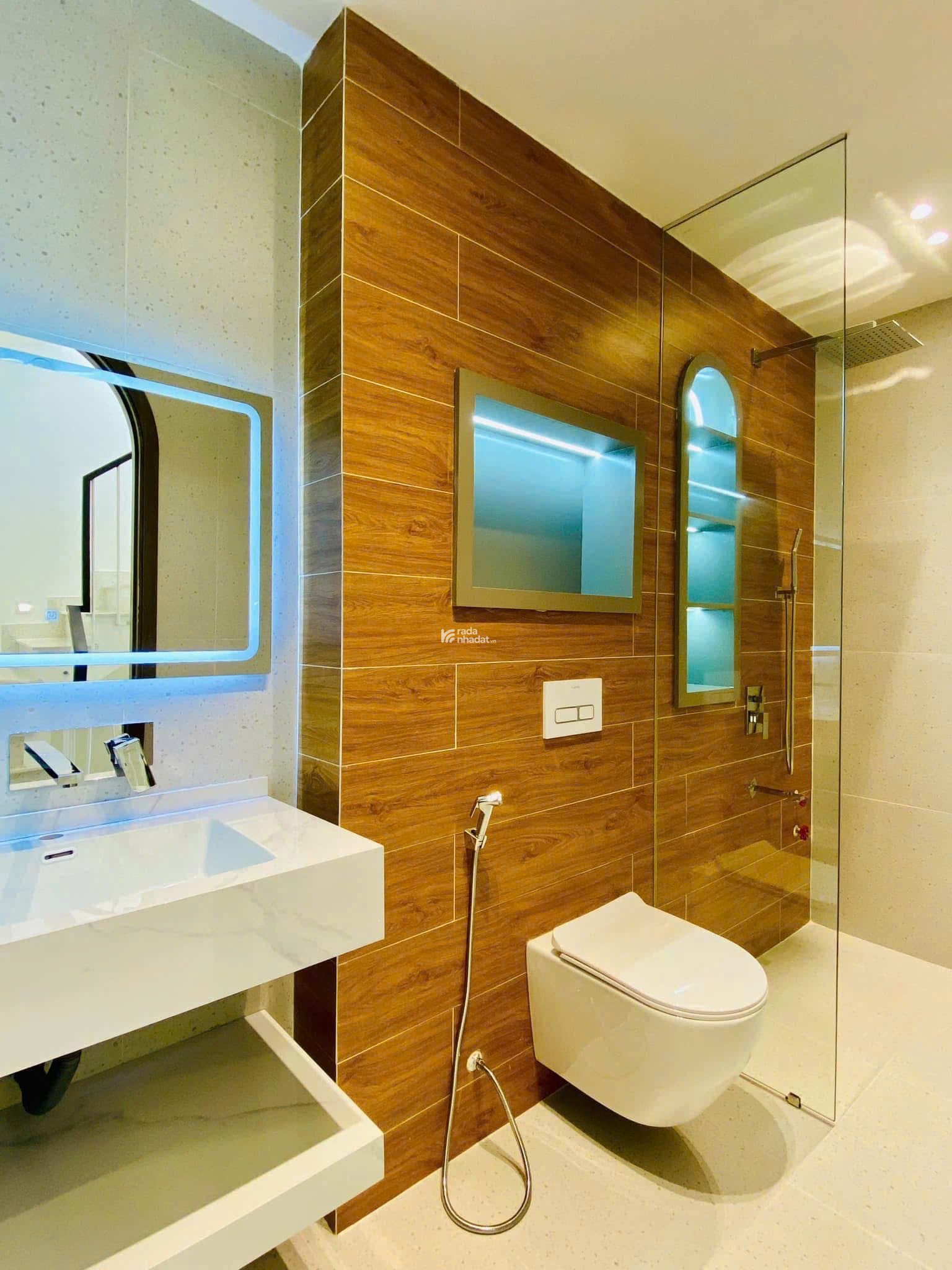 Nhà đẹp giá tốt ở Trần Bá Giao, Phường 5, Gò Vấp. DT 38m2 giá chỉ 4tỷ150tr. Xe hơi ngủ trong nhà