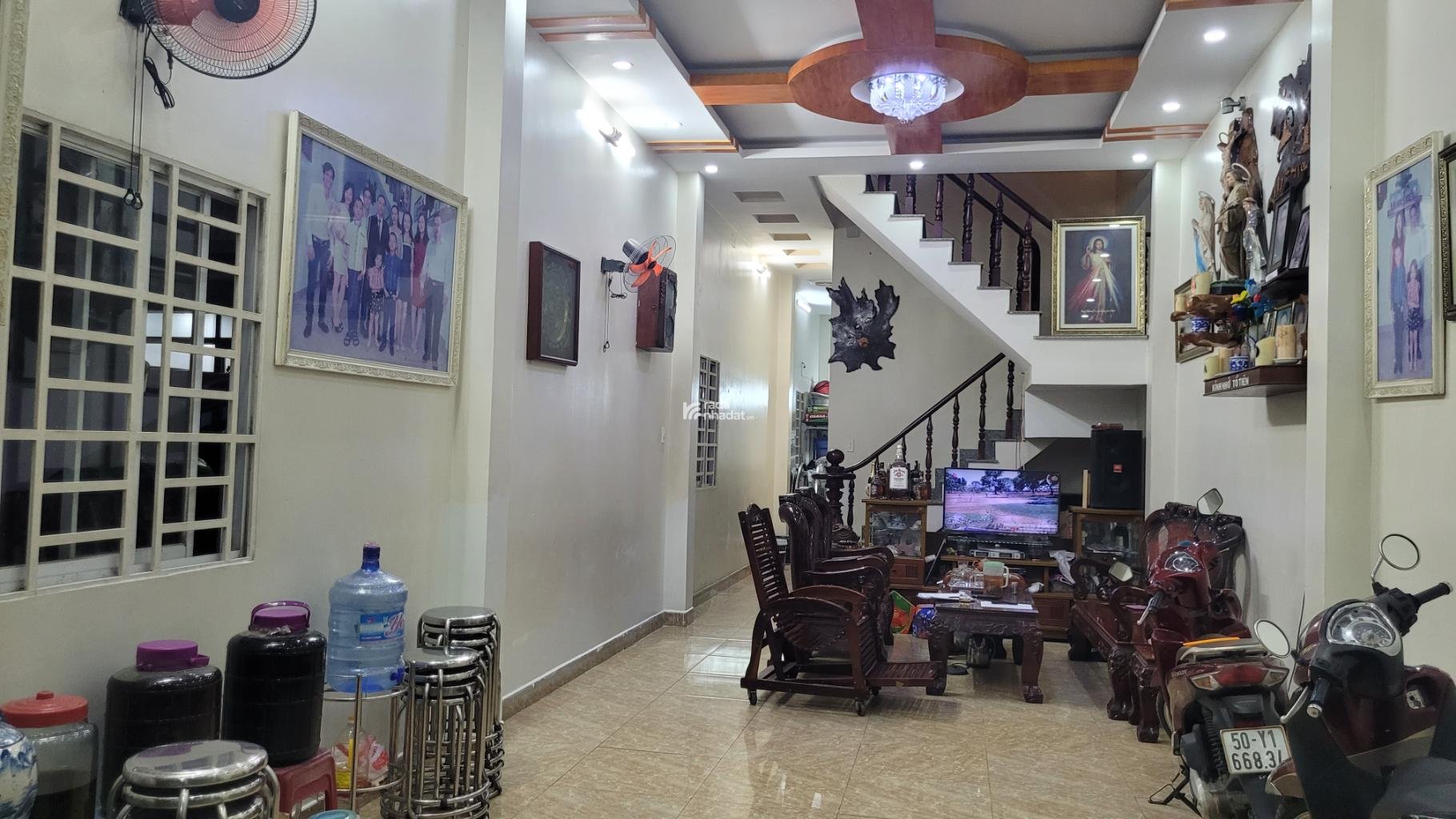 BÁN NHÀ 92M2 6.7 TỶ HẺM XE TẢI NÉ 12M NGUYỄN QUÝ YÊM, BÌNH TÂN 3 TẦNG, 5PN Ở, LÀM CHDV