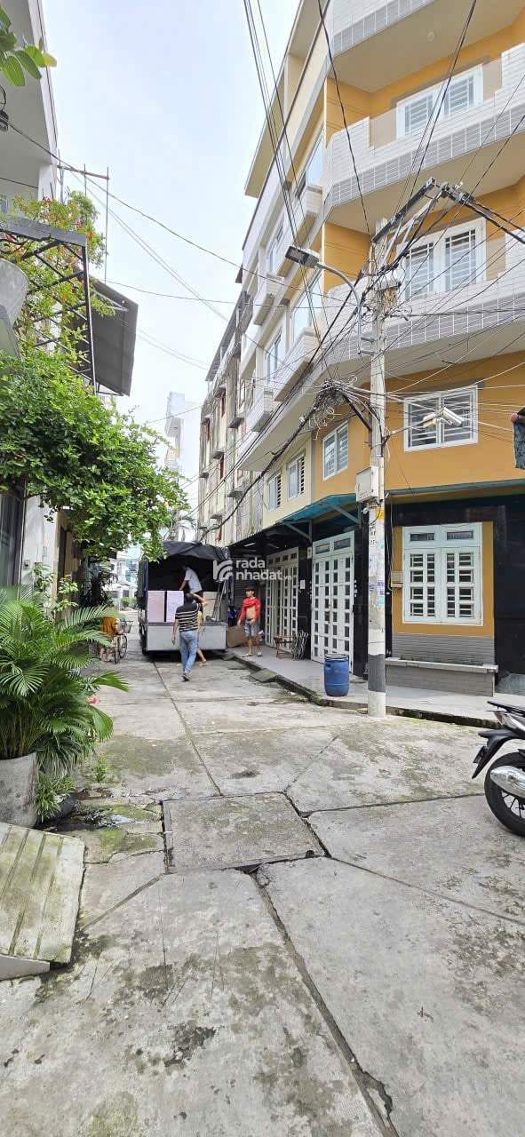 BÁN NHÀ LÔ GÓC,TÂN HOÀ ĐÔNG,BÌNH TÂN (5,3m x 12m x 2 TẦNG) 5.68 TỶ TL