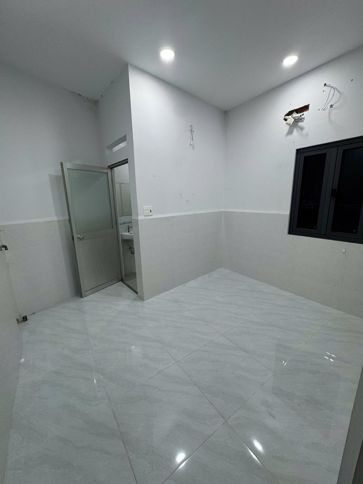 Nhà đẹp Trần Tấn, Tân Sơn Nhì, Tân Phú chỉ 3.9 tỷ 