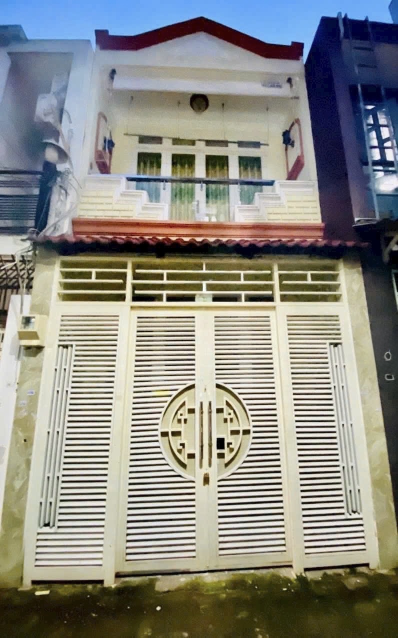 Chào bán nhà trống diện tích 30m2 , 2 tỷ 200 đường Lê Văn Thọ P16 Gò vấp , Sổ hồng riêng