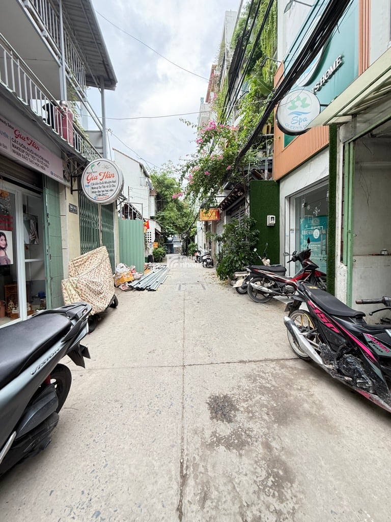 ĐÓN ĐẦU TUYẾN METRO, HXH CÁCH MẠNG THÁNG 8, TÂN BÌNH, 65M2 TIỆN XÂY. GIẢM 750TR CHỈ 11T 