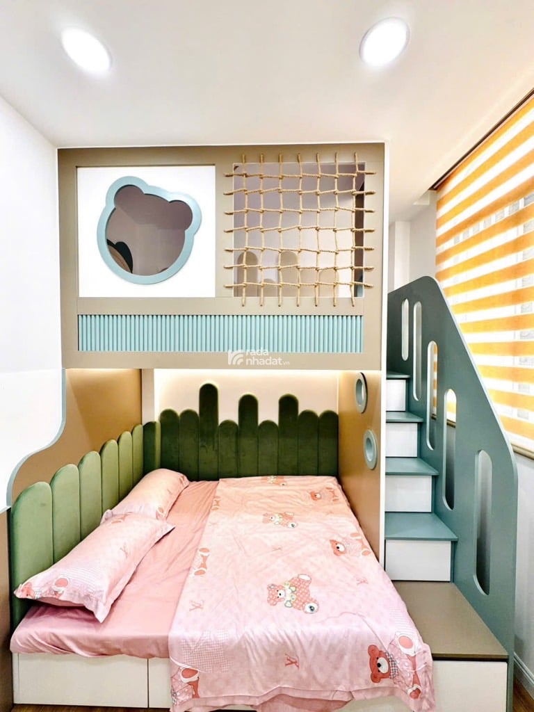 Bán nhà căn góc Nguyễn Trọng Tuyển, siêu phẩm nhà mới , chỉ 5.9 tỷ TL