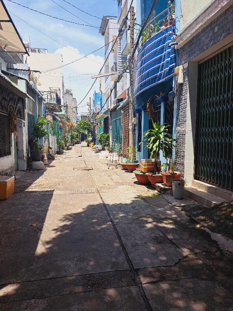 Bán nhà hẻm Thạch Lam, Phú Thạnh, Tân Phú 54m2
