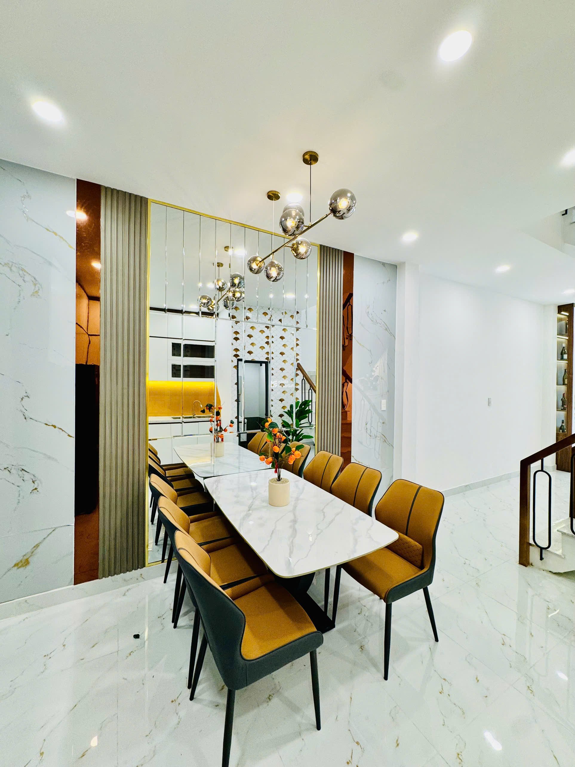 9,6 Tỷ Hiếm! Ngang 5x15m. 4 Tầng  HXH Trường Chinh - Trương Công Định. Q Tân Bình