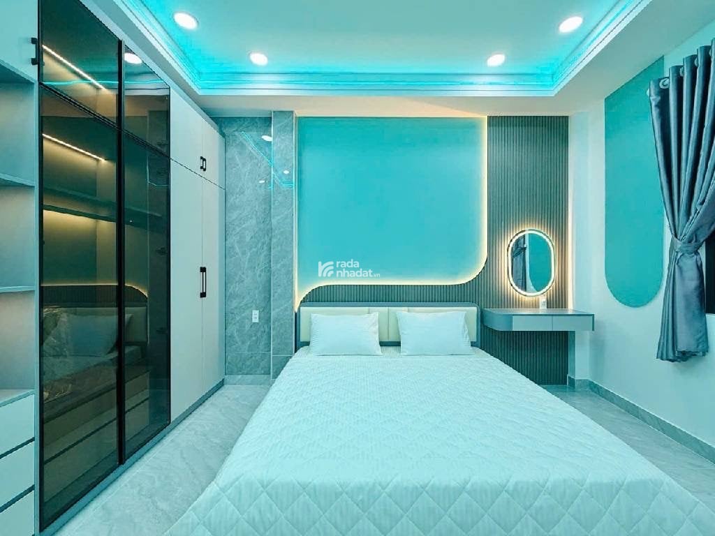 BÁN GẤP NHÀ MỚI FULL NỘI THẤT -PHƯỜNG 15 TÂN BÌNH-ĐẦY ĐỦ TIỆN ÍCH 